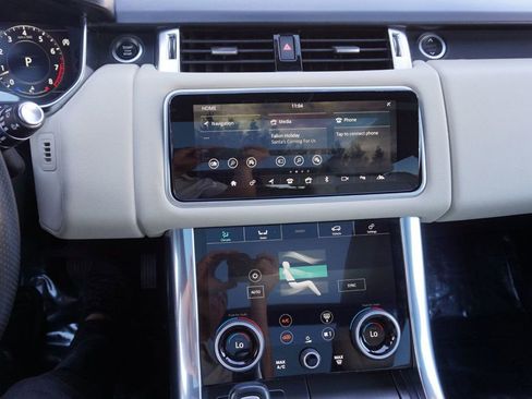 Used 2020 Land Rover Range Rover Sport HSE image 30