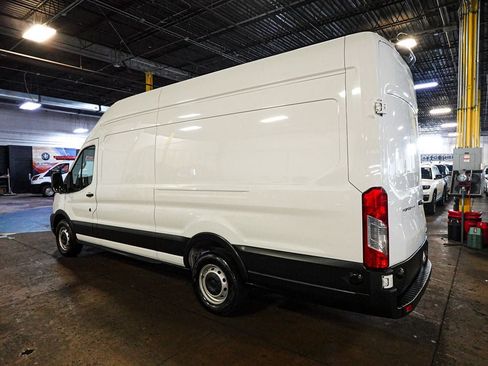 Used 2024 Ford Transit 250 148 High Roof Extended w/ Load Area Protection Package RWD image 4