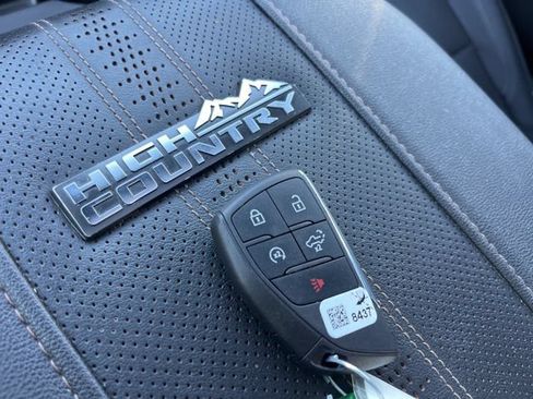 Used 2024 Chevrolet Silverado 2500 High Country w/ Z71 Off-Road Package AWD/4WD image 42