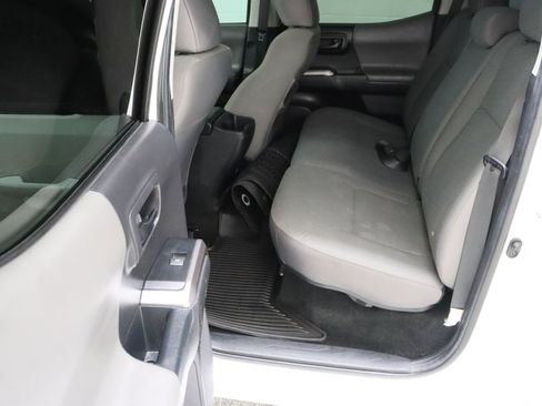 Used 2022 Toyota Tacoma SR5 w/ Technology Package RWD image 27