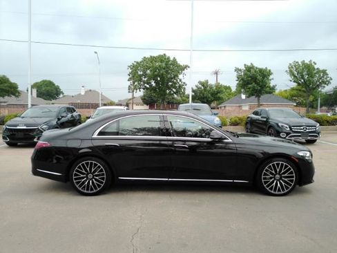 Used 2022 Mercedes-Benz S 580 4MATIC Sedan image 5