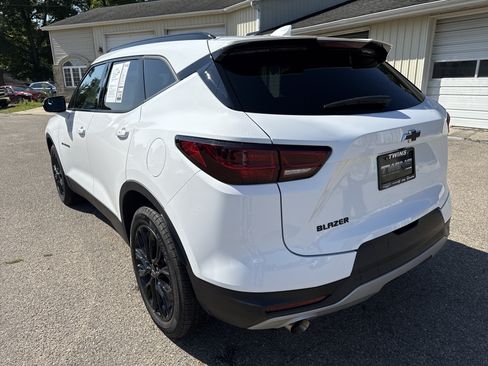 Used 2024 Chevrolet Blazer LT w/ LPO, Floor Liner Package FWD image 7