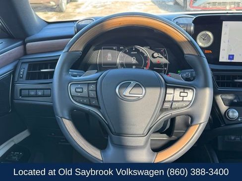 Used 2025 Lexus ES 350 Ultra Luxury image 26