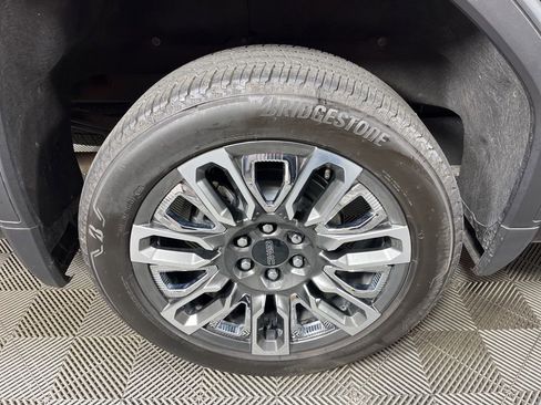 Certified 2025 GMC Sierra 1500 Denali Ultimate image 12