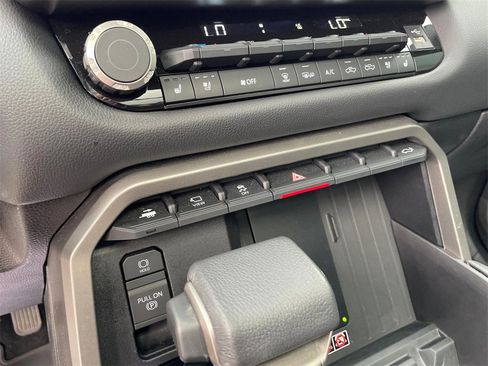 Used 2025 Toyota Tundra Limited image 23