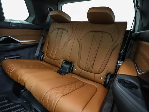 New 2026 BMW X7 xDrive40i w/ M Sport Package image 24