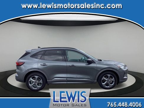 Used 2023 Ford Escape ST-Line FWD image 1