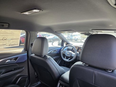 New 2026 Chevrolet Equinox EV LT w/ LPO, Blackout Package image 13