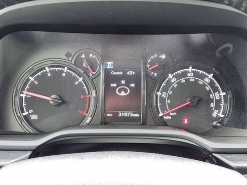 Certified 2022 Toyota 4Runner SR5 Premium w/ Moonroof Package image 12