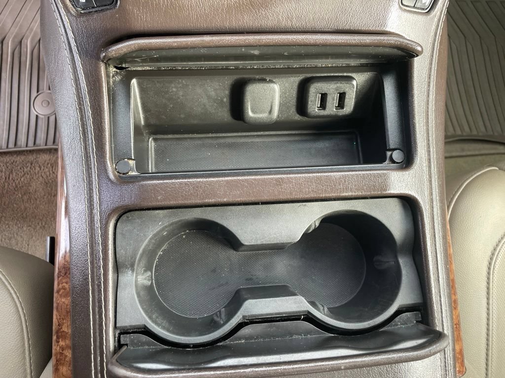 Used 2017 Chevrolet Tahoe Premier AWD/4WD image 35