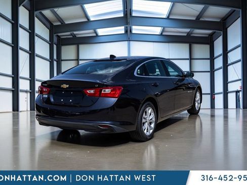 Used 2023 Chevrolet Malibu LT FWD image 28