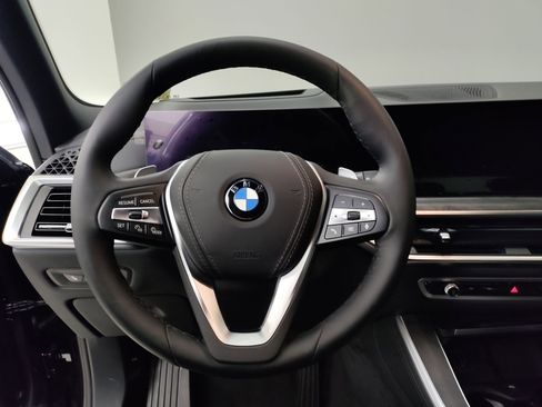 Used 2026 BMW X5 xDrive40i image 16