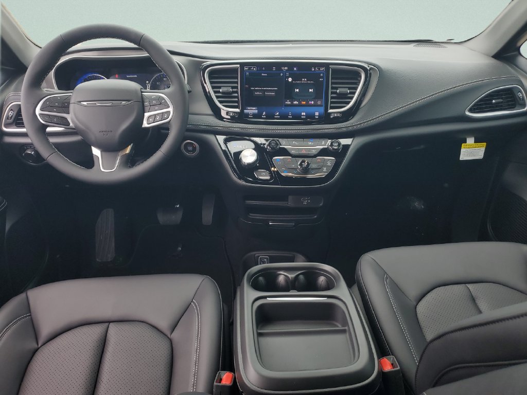 New 2027 Chrysler Pacifica Select FWD image 11