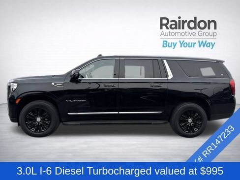 Used 2024 GMC Yukon XL SLT w/ SLT Luxury Package AWD/4WD image 4
