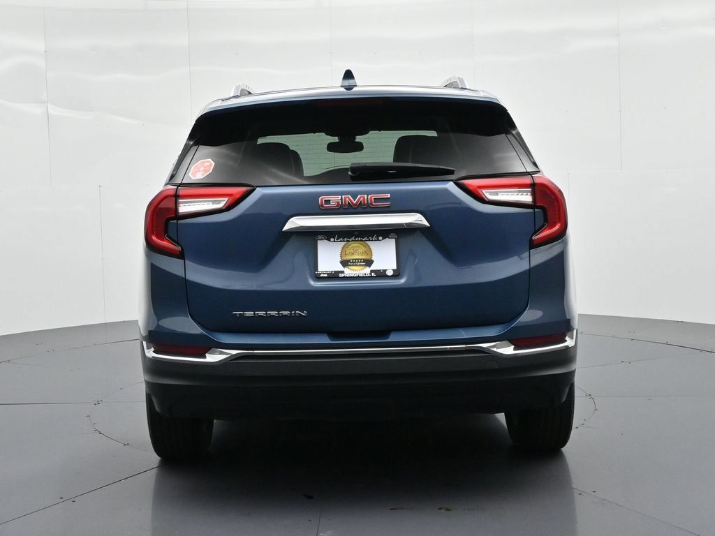 Used 2024 GMC Terrain SLT FWD image 6