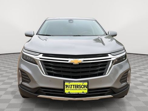 Used 2024 Chevrolet Equinox LT image 2