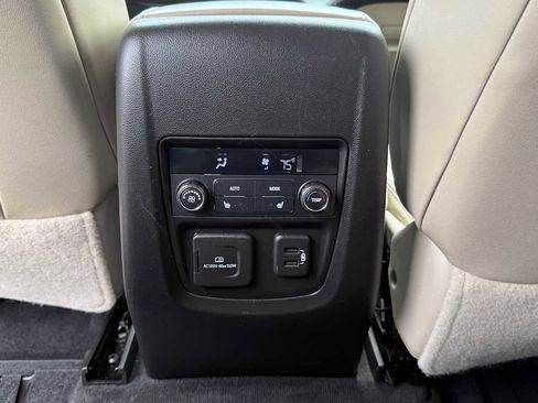 Used 2021 Buick Enclave Premium w/ Surround and Sites Package AWD/4WD image 9