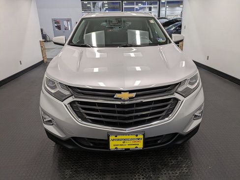 Used 2019 Chevrolet Equinox LT image 2