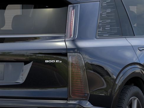 New 2026 Cadillac Vistiq Sport AWD/4WD image 35