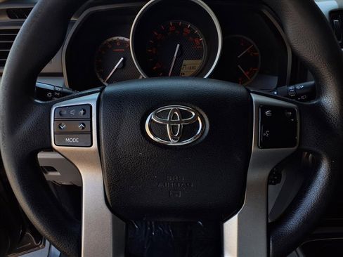 Used 2010 Toyota 4Runner Limited image 10