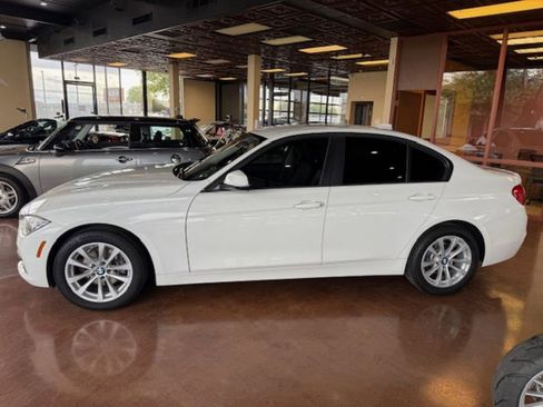 Used 2018 BMW 320i xDrive Sedan image 6