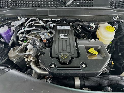 New 2026 RAM 3500 Tradesman w/ Chrome Appearance Group image 17