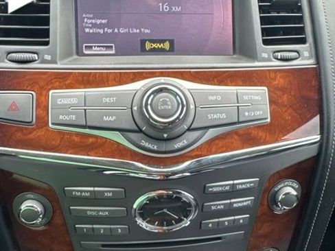 Used 2017 INFINITI QX80 4WD w/ Deluxe Technology Package image 8
