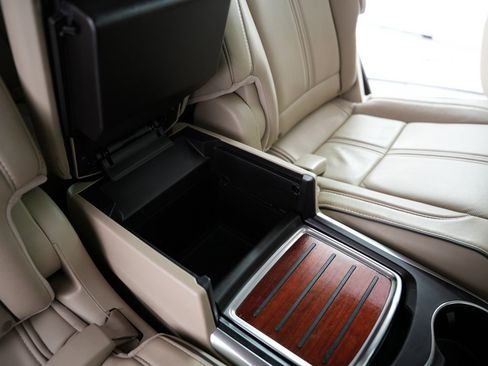 Used 2017 Acura MDX SH-AWD w/ Advance Package image 52