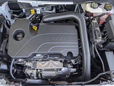 New 2026 Chevrolet Equinox LT w/ Convenience Package II image 17