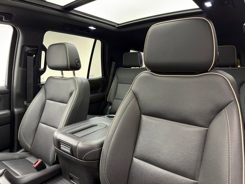 Used 2023 Chevrolet Tahoe Premier image 10