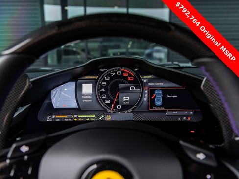 Used 2025 Ferrari SF90 Spider image 38