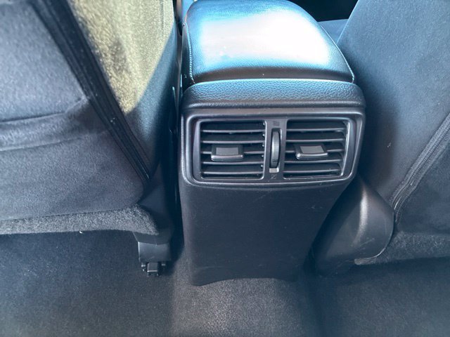 Used 2014 Nissan Rogue SV AWD/4WD image 24