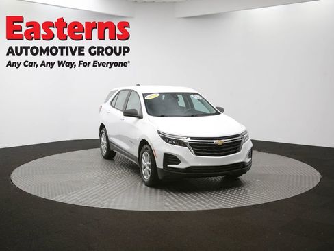 Used 2024 Chevrolet Equinox LS image 47