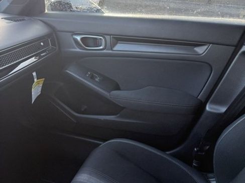 Used 2023 Honda Civic Sport image 30