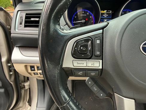 Used 2015 Subaru Legacy 2.5i Limited AWD/4WD image 11