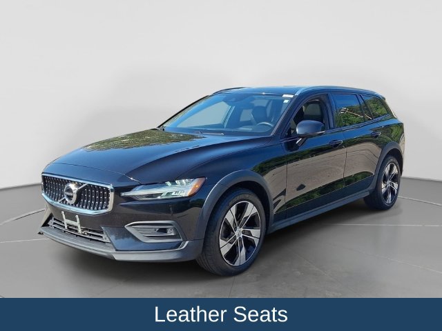 Used 2021 Volvo V60 T5 Cross Country AWD/4WD image 4