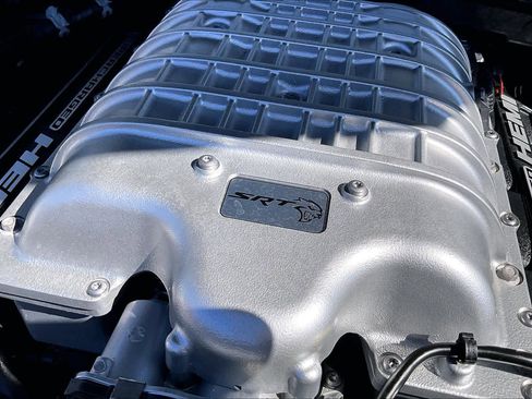 Used 2022 Dodge Charger SRT Hellcat w/ Carbon/Suede Interior Package image 31