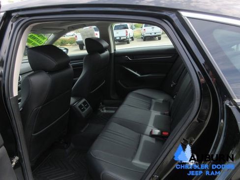 Used 2019 Honda Accord EX-L image 21