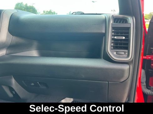 Used 2025 RAM 1500 Warlock AWD/4WD image 11