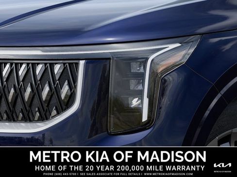 New 2026 Kia Carnival EX FWD image 10