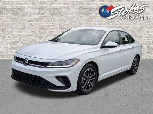Certified 2026 Volkswagen Jetta Sport FWD image 8