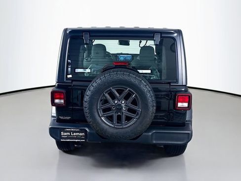 Used 2024 Jeep Wrangler Sport S image 6