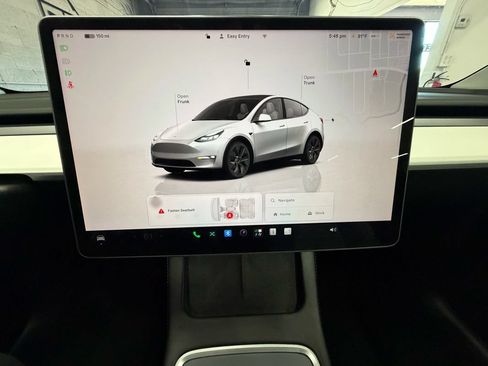 Used 2023 Tesla Model Y Long Range AWD/4WD image 7