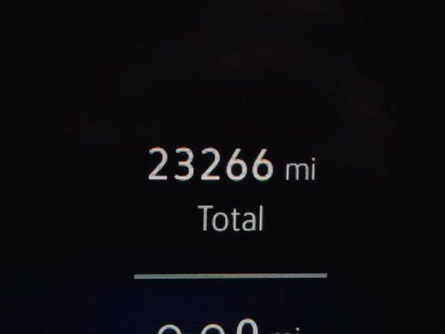 Used 2024 Volkswagen Tiguan SE image 26