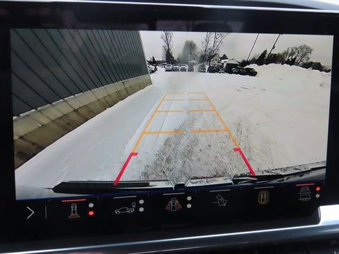 New 2026 GMC Sierra 1500 SLE w/ X31 Off-Road Package image 6