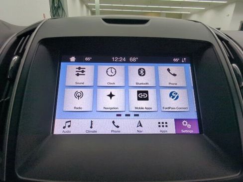 Used 2019 Ford Edge SEL w/ Equipment Group 201A FWD image 19