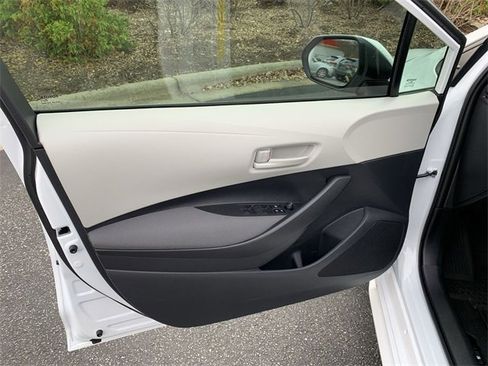 New 2026 Toyota Corolla LE image 17