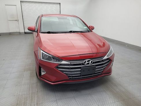 Used 2019 Hyundai Elantra SE FWD image 14