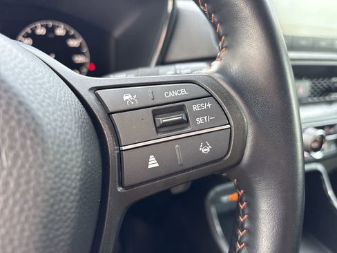 Certified 2025 Honda CR-V Sport image 32