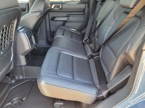 New 2025 Ford Bronco Badlands image 10